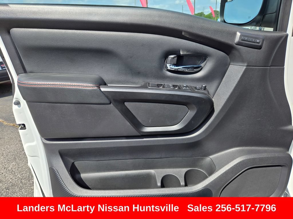 Used 2024 Nissan Titan PRO-4X w/ Pro-4x Convenience Package AWD/4WD image 25