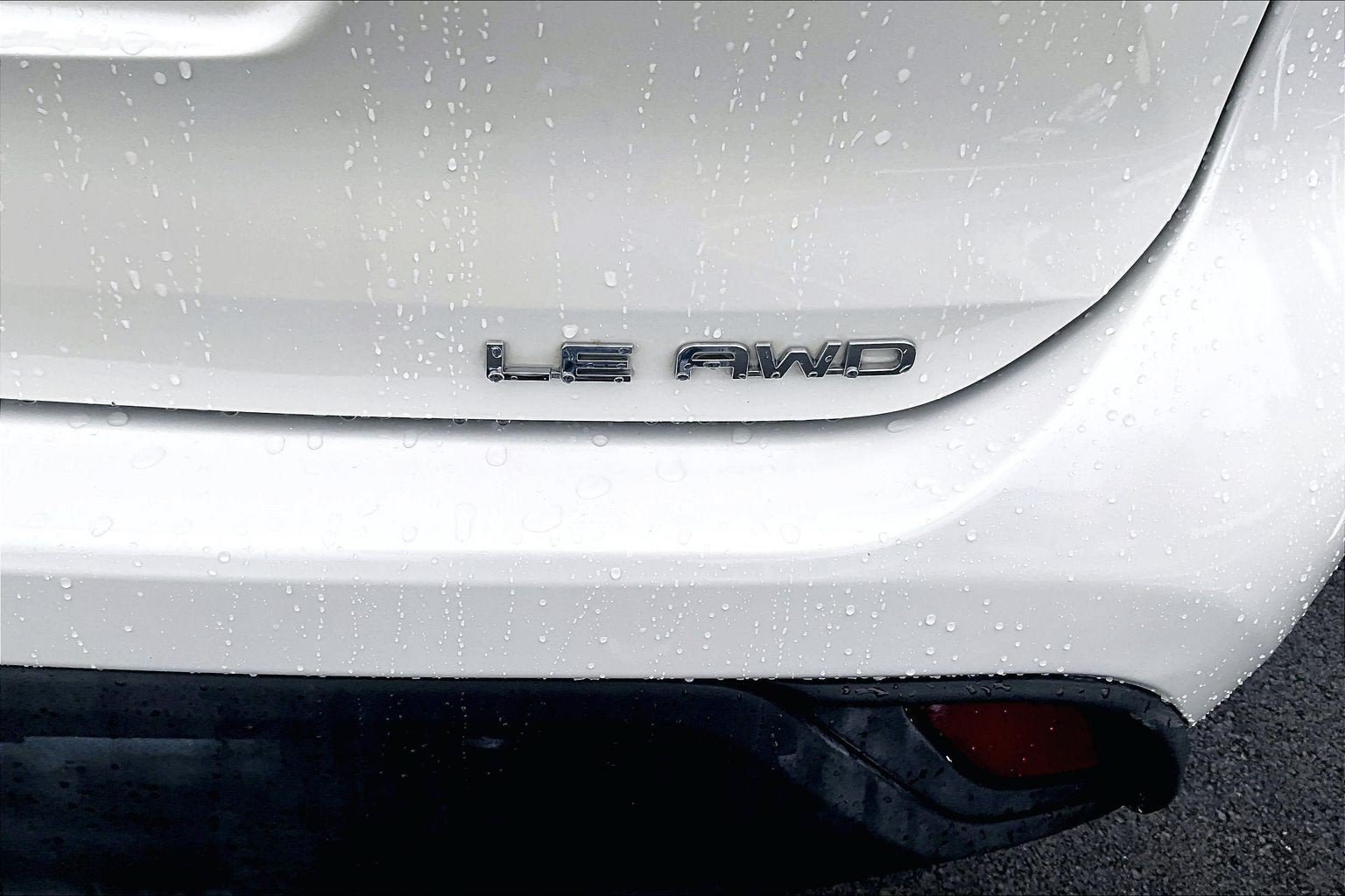 Used 2021 Toyota Highlander LE AWD/4WD image 8
