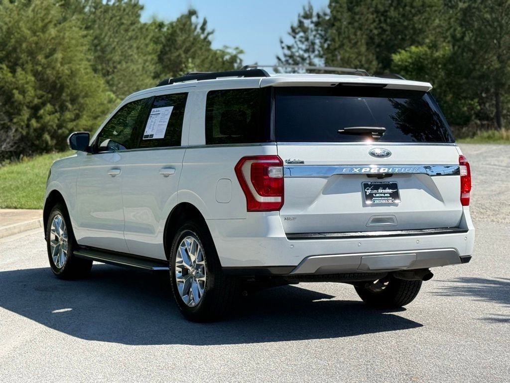 Used 2020 Ford Expedition XLT w/ Equipment Group 202A AWD/4WD image 12