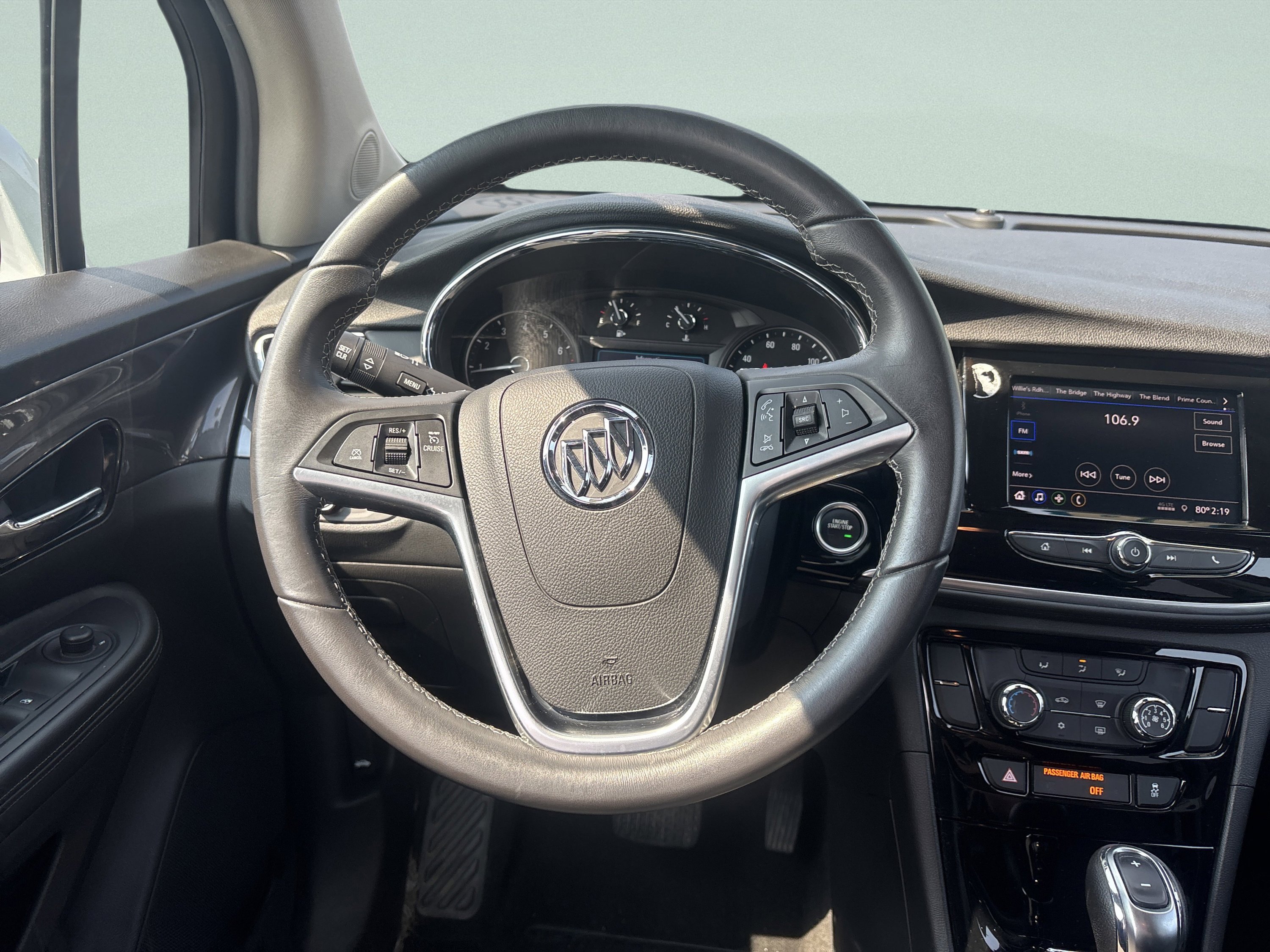 Used 2022 Buick Encore Preferred w/ Safety Package image 20