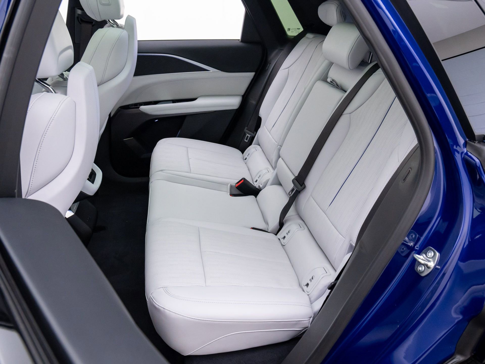 New 2026 Cadillac Lyriq Sport image 14