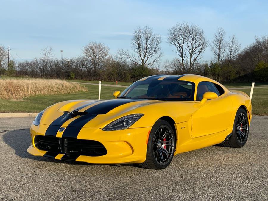 Used 2013 SRT Viper GTS w/ GTS Laguna Interior Pkg image 3
