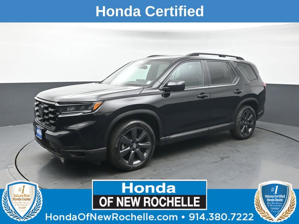 Certified 2025 Honda Pilot Sport image 1