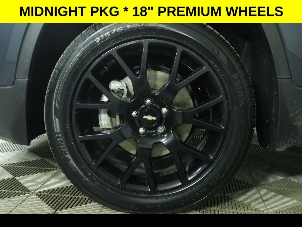 Used 2021 Chevrolet Trax LT w/ Sport Edition image 6