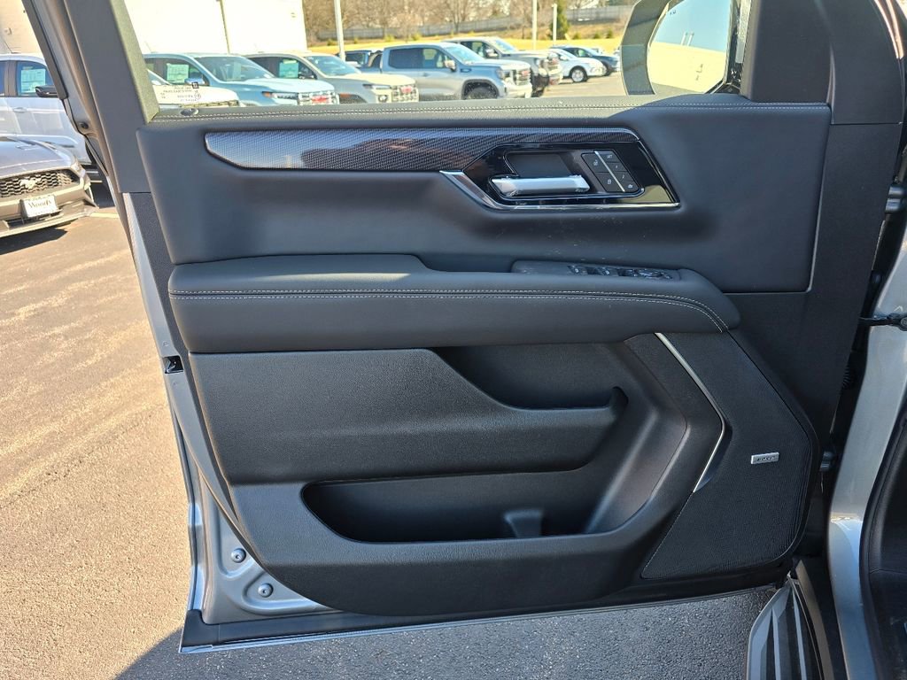 New 2026 GMC Yukon XL Elevation image 11