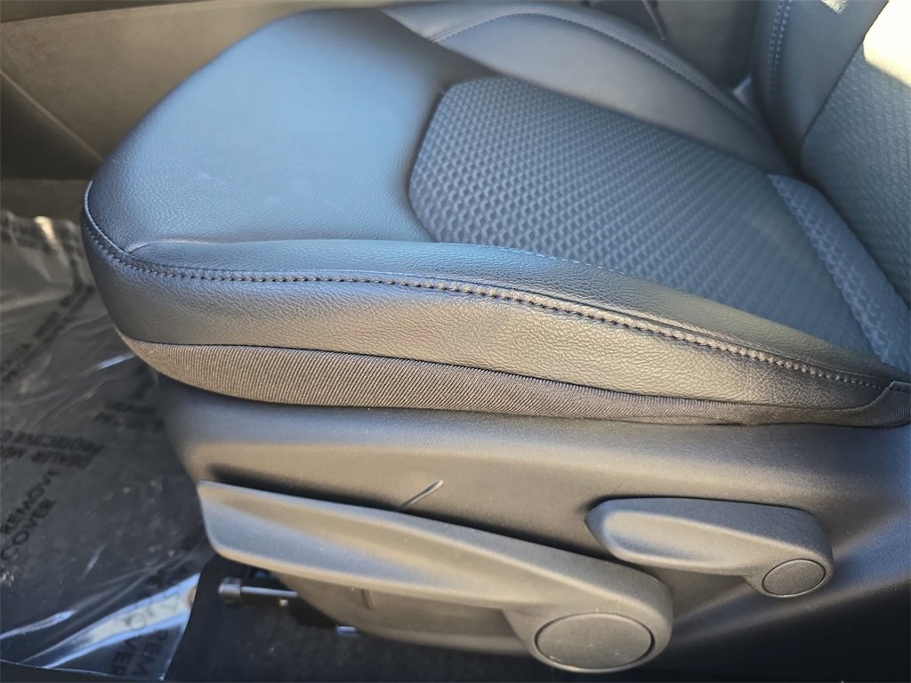 New 2026 Jeep Compass Latitude image 29