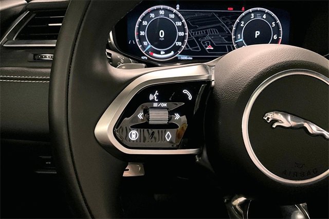 Certified 2025 Jaguar F-PACE R-Dynamic S image 20