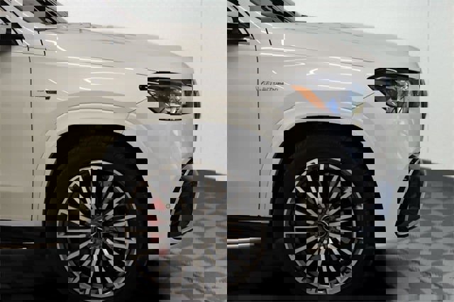 Used 2022 Mercedes-Benz GLS 63 AMG 4MATIC image 13