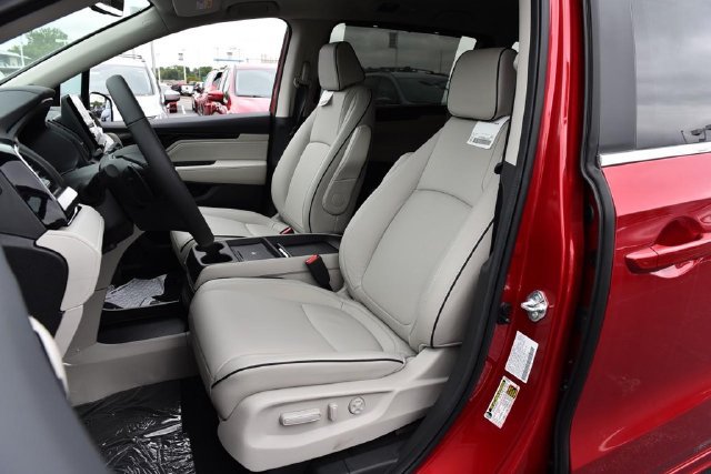New 2026 Honda Odyssey Touring image 23