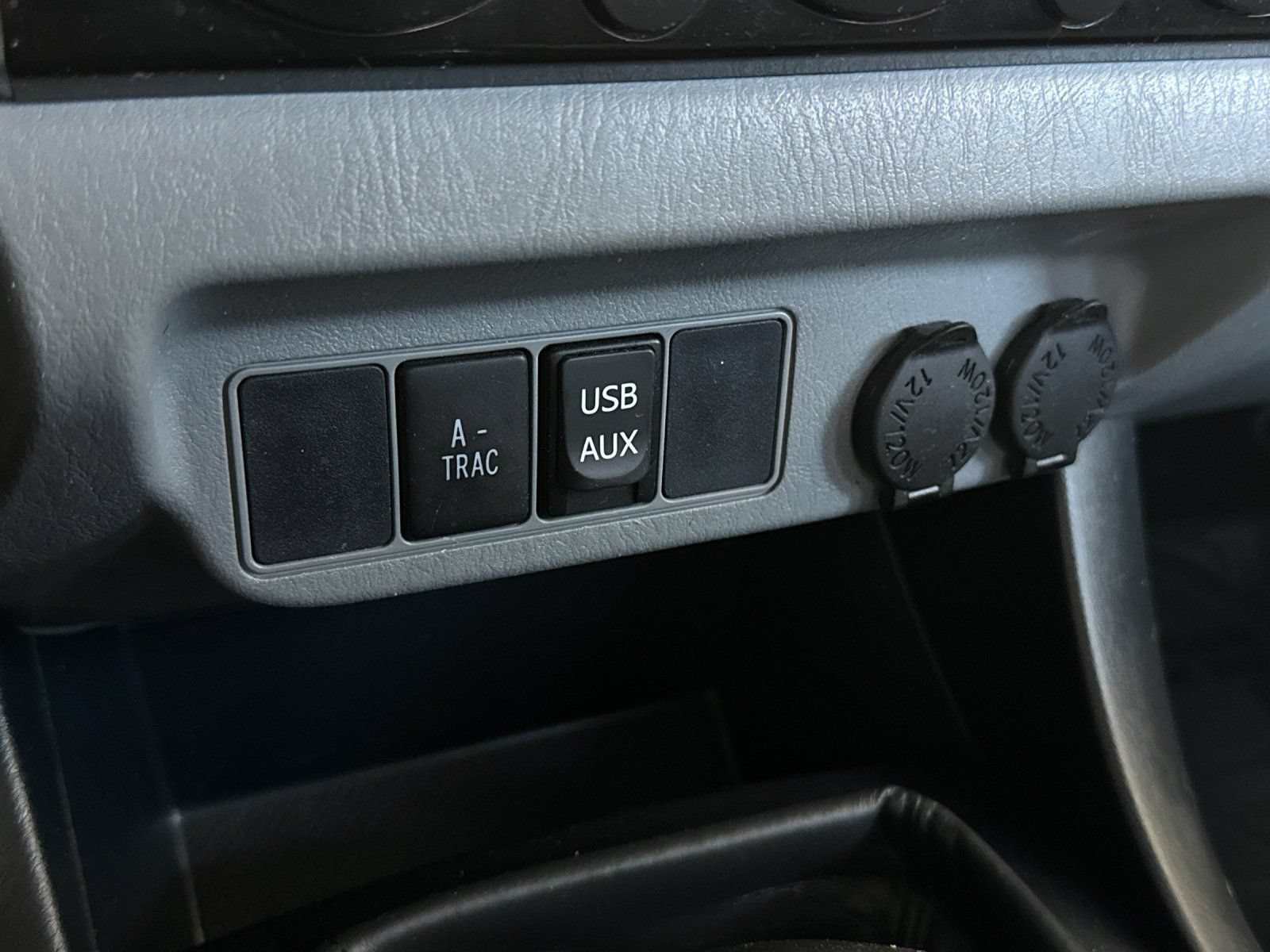 Used 2013 Toyota Tacoma 4x4 Double Cab w/ TRD Off-Road Pkg image 25