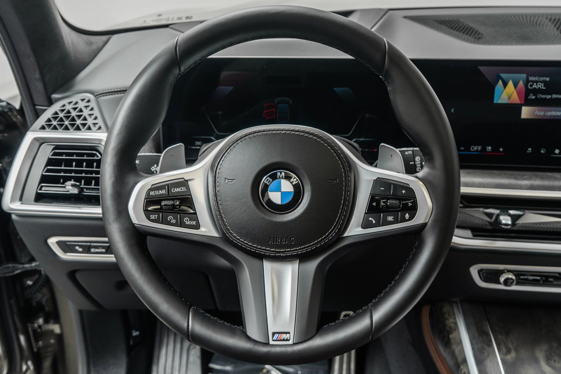 Used 2026 BMW X7 xDrive40i w/ M Sport Package AWD/4WD image 15