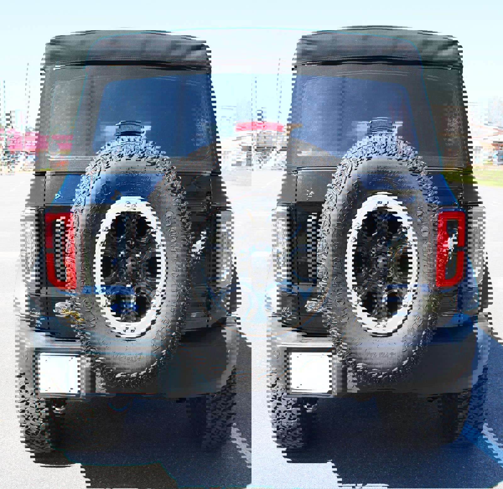 Used 2022 Ford Bronco Big Bend w/ Sasquatch Package image 5