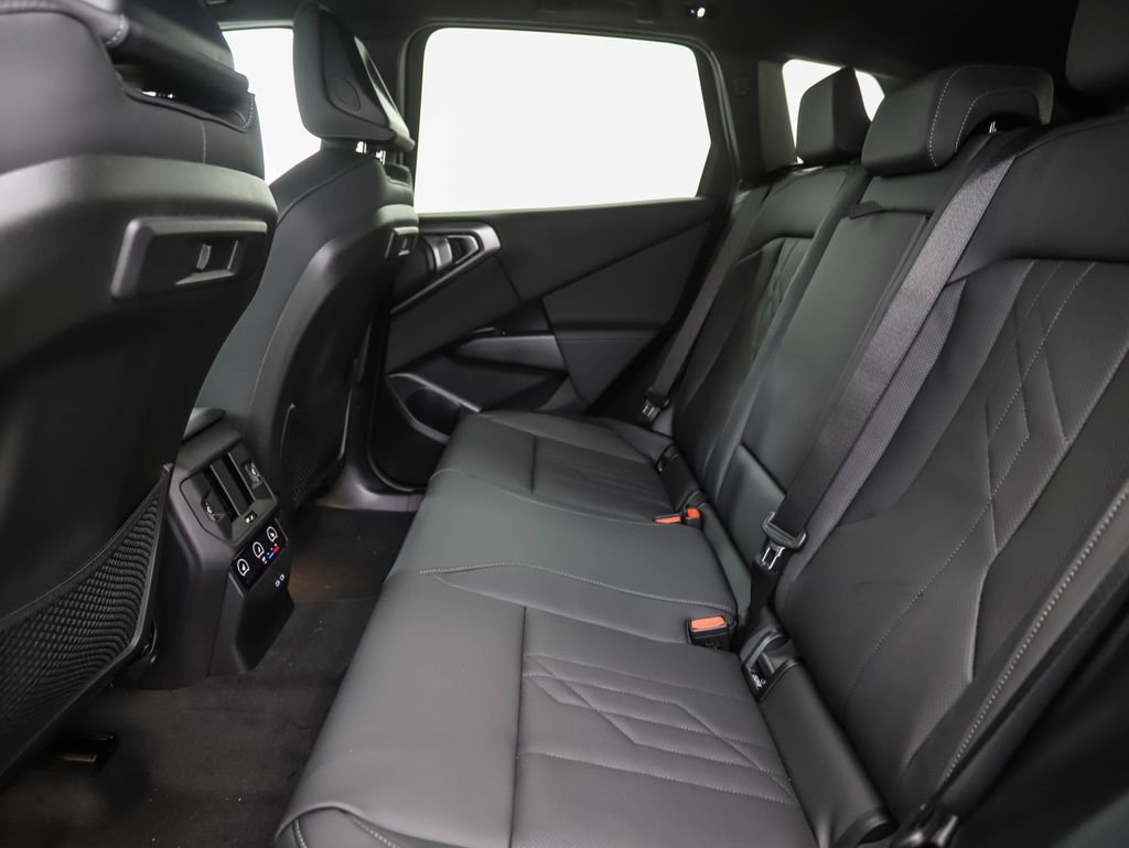 Used 2026 BMW X3 xDrive30 w/ Convenience Package image 21