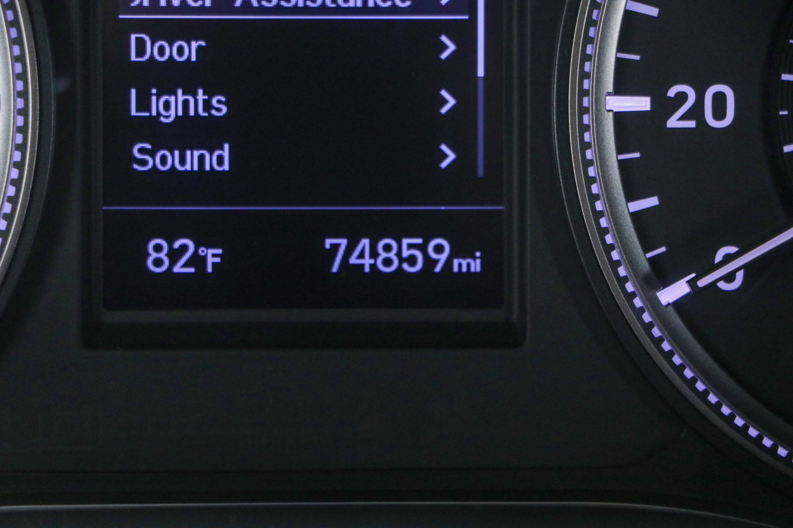 Used 2019 Hyundai Santa Fe SE image 16