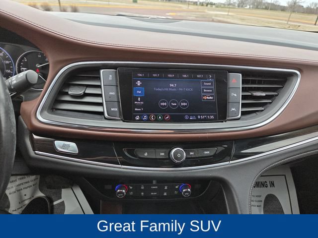 Used 2021 Buick Enclave Avenir w/ Avenir Technology Package AWD/4WD image 29