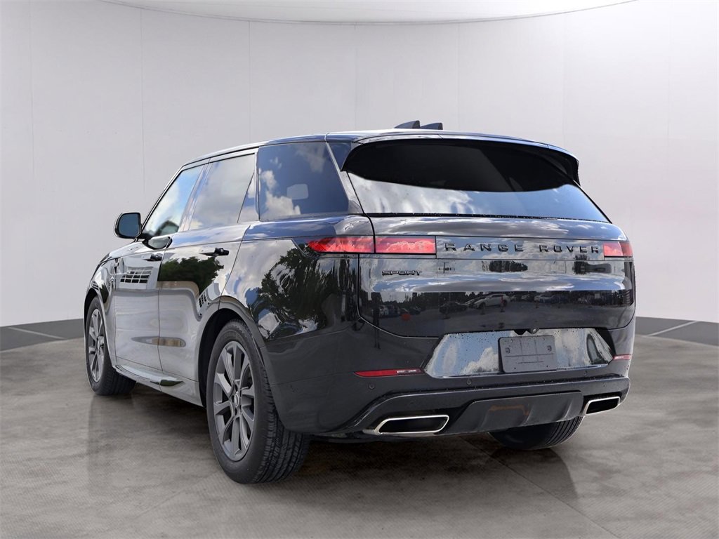 Used 2024 Land Rover Range Rover Sport Dynamic SE image 7