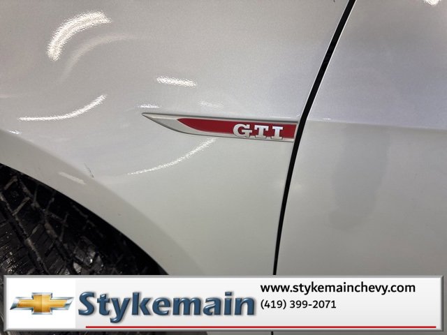 Used 2016 Volkswagen GTI S image 25