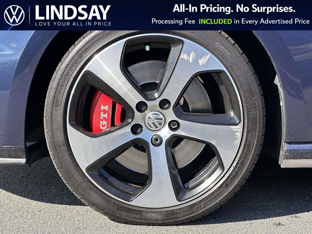 Used 2017 Volkswagen GTI SE image 8