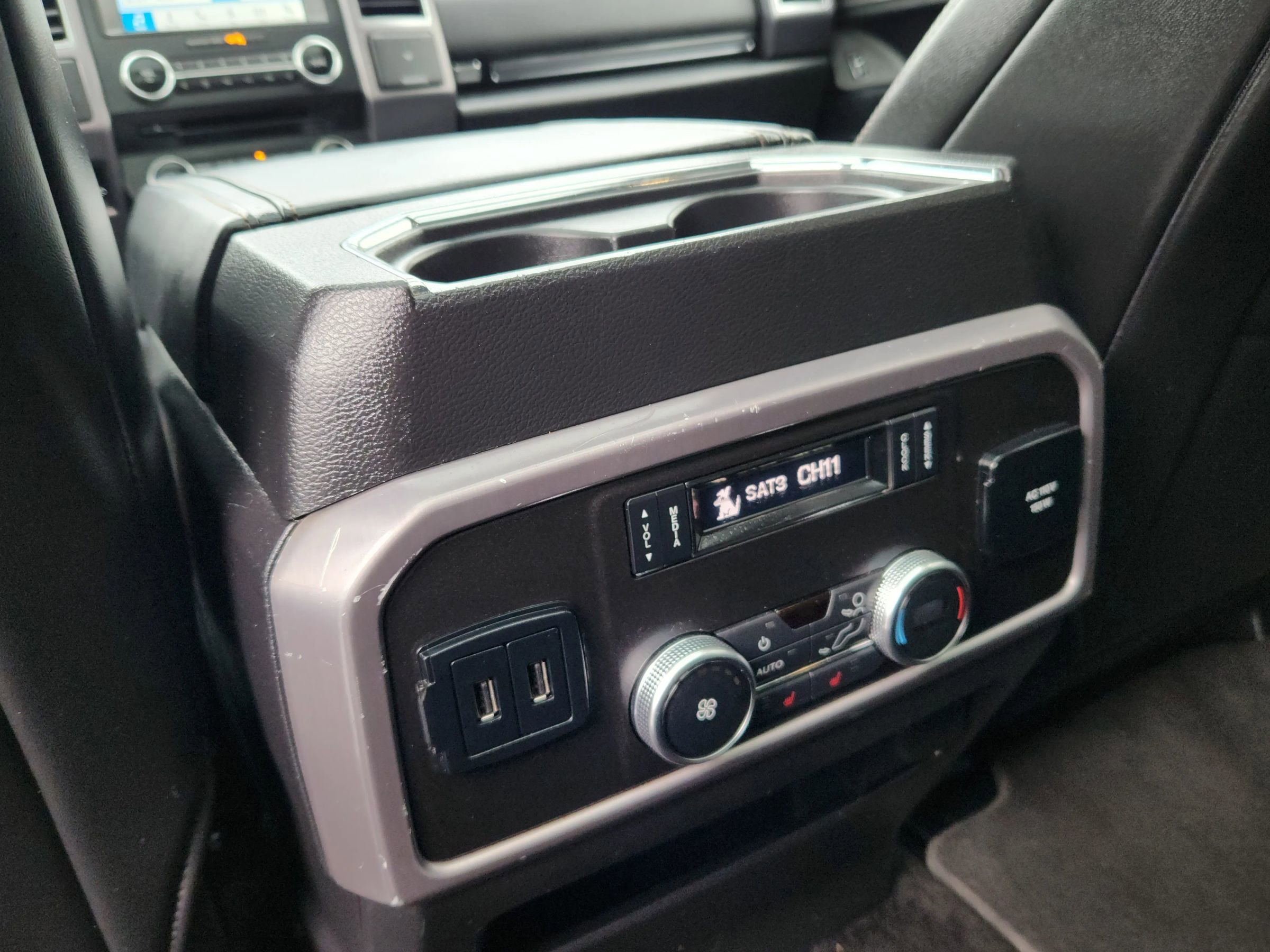 Used 2018 Ford Expedition Max Platinum AWD/4WD image 21
