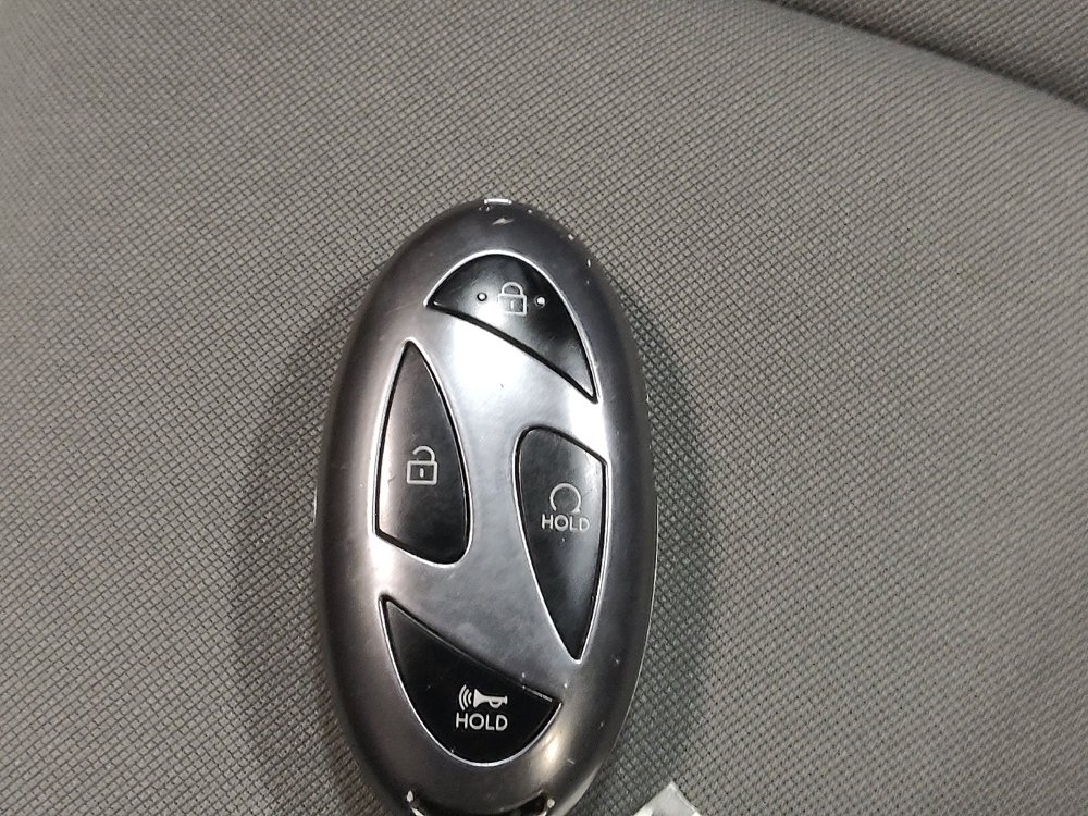 Used 2025 Hyundai Elantra SEL FWD image 32