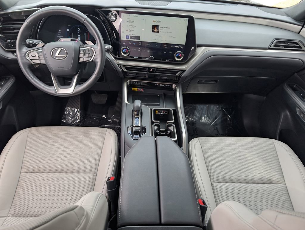 Used 2024 Lexus TX 350 FWD w/ Captains Chair Package image 9
