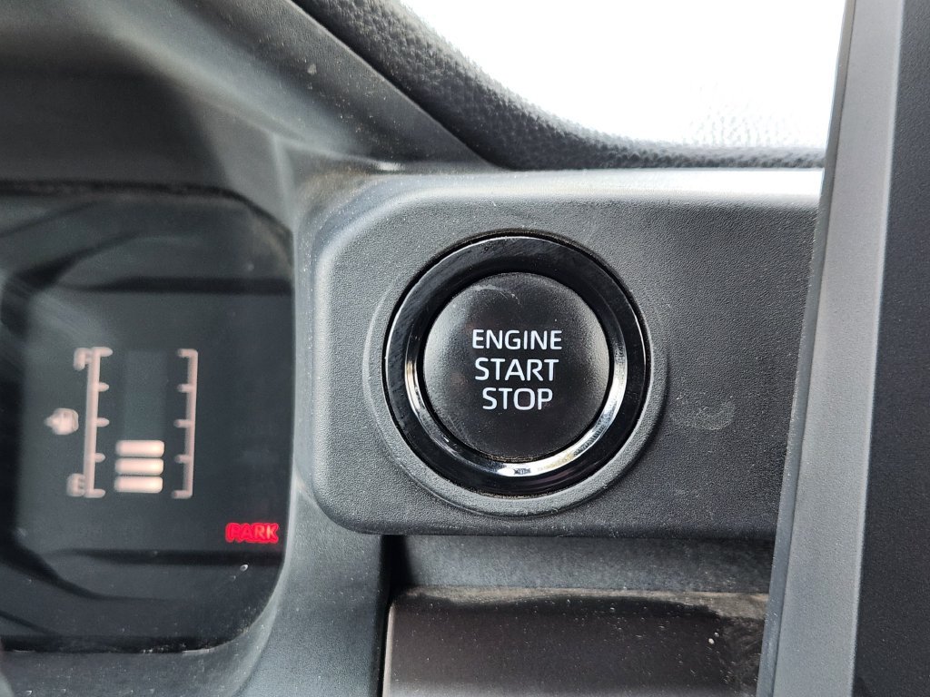 Used 2024 Toyota Tacoma SR5 AWD/4WD image 13