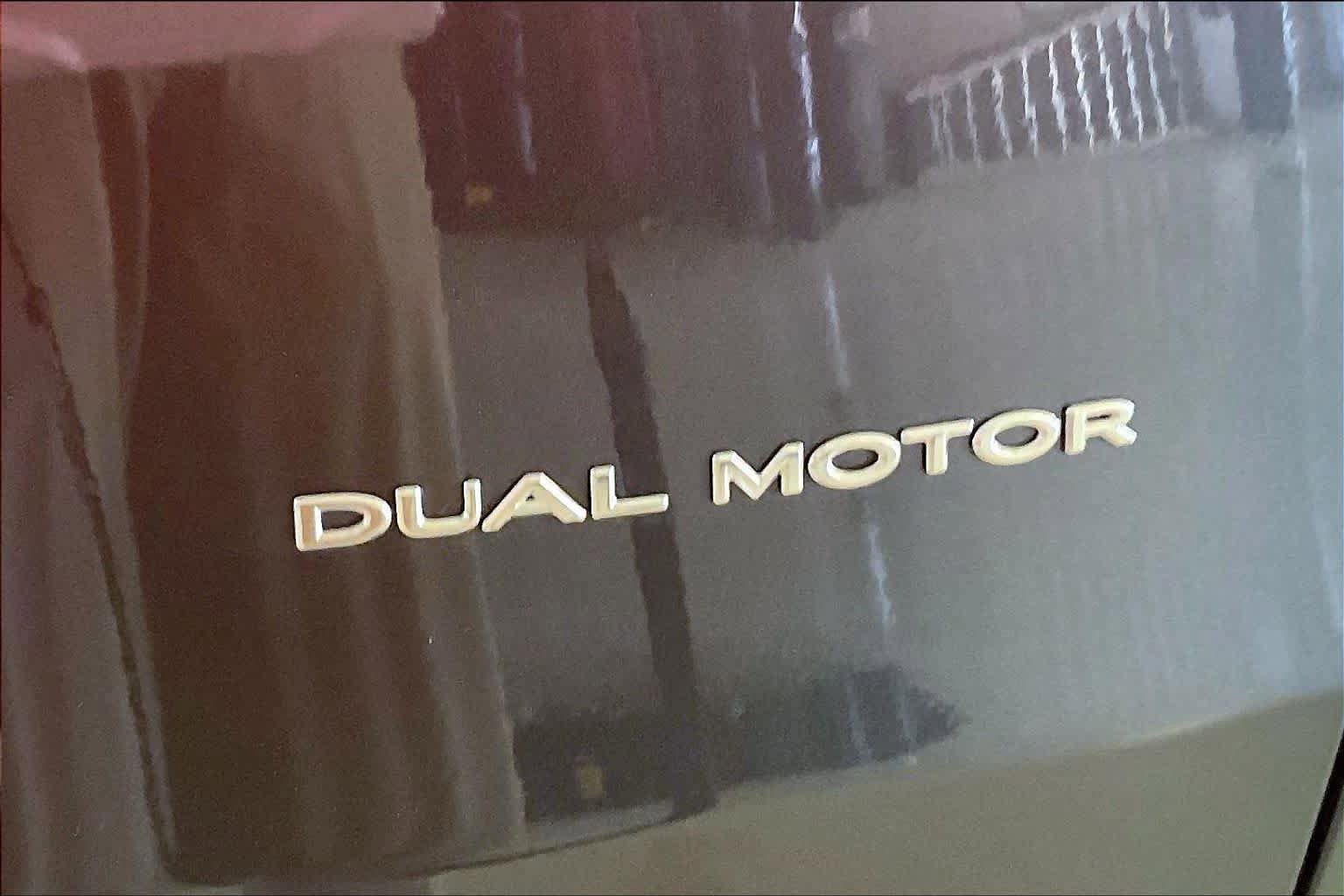 Used 2026 Tesla Model Y AWD image 9