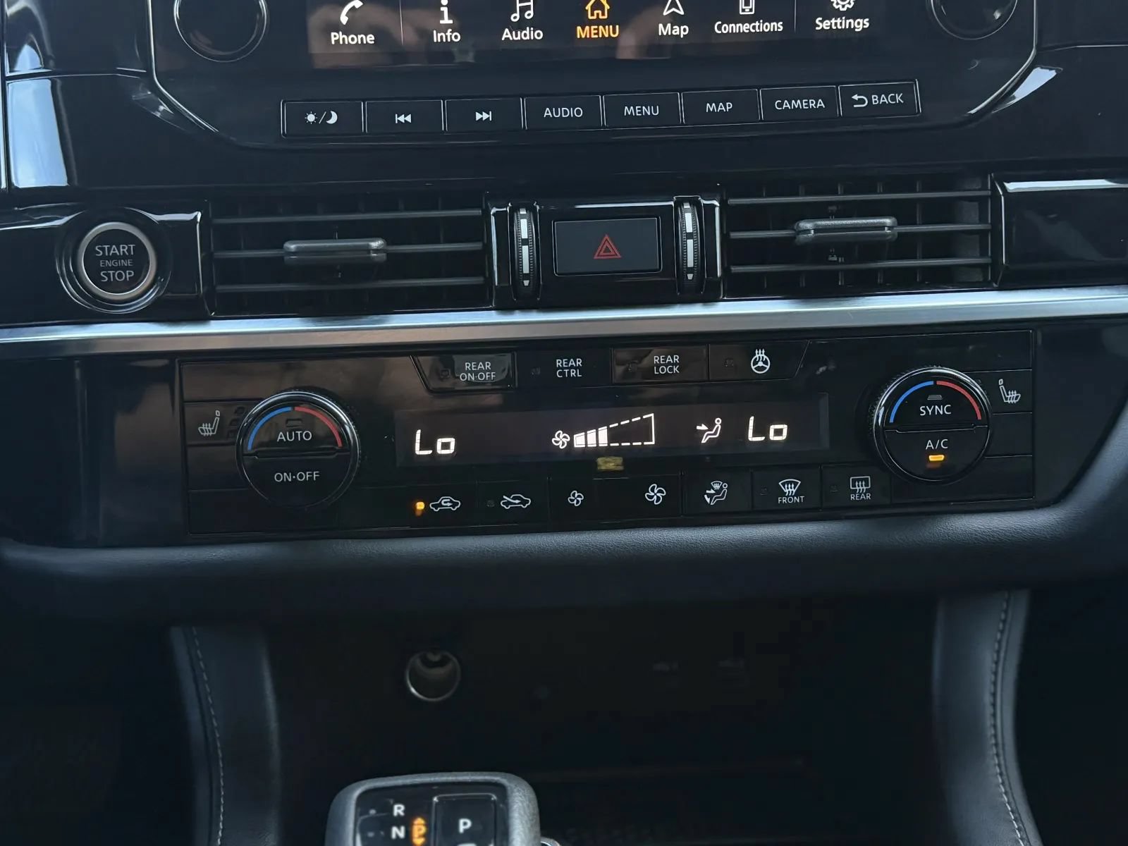 Used 2023 Nissan Pathfinder SL w/ Lighting Package (N92) AWD/4WD image 40