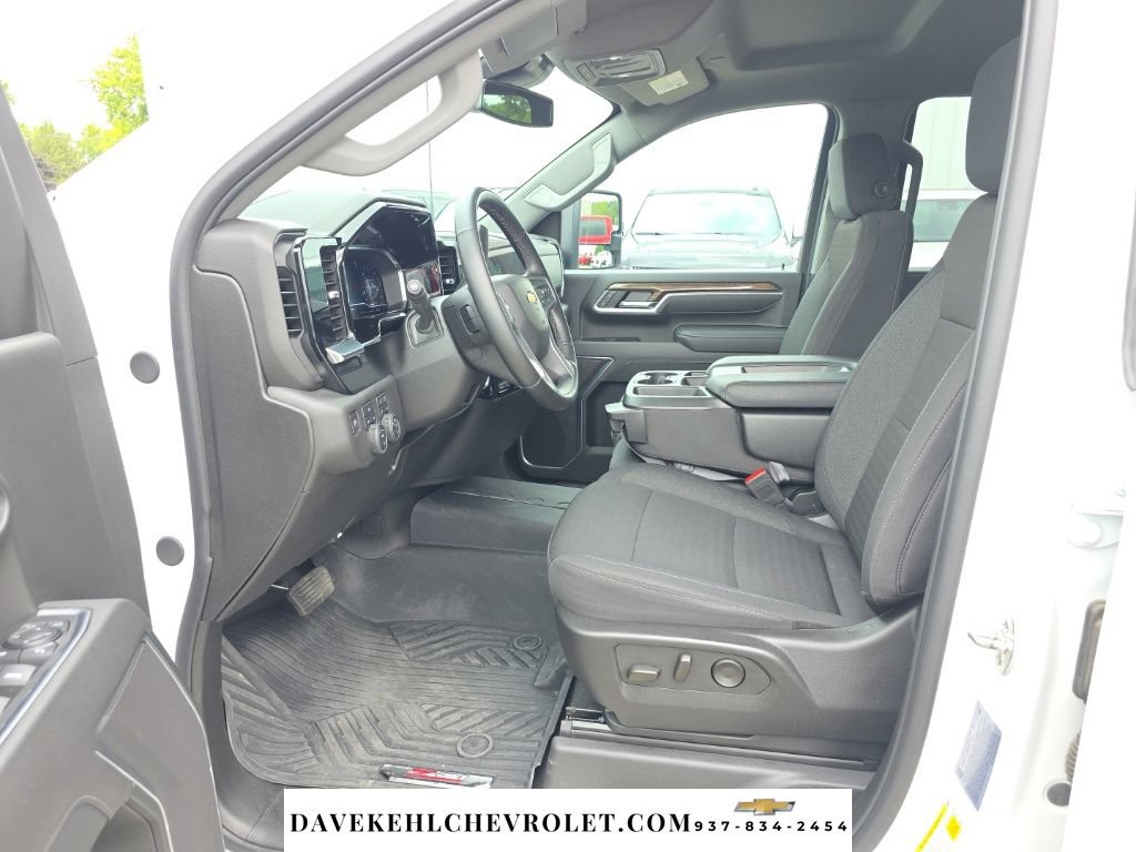 Used 2025 Chevrolet Silverado 2500 LT w/ All Star Edition AWD/4WD image 15