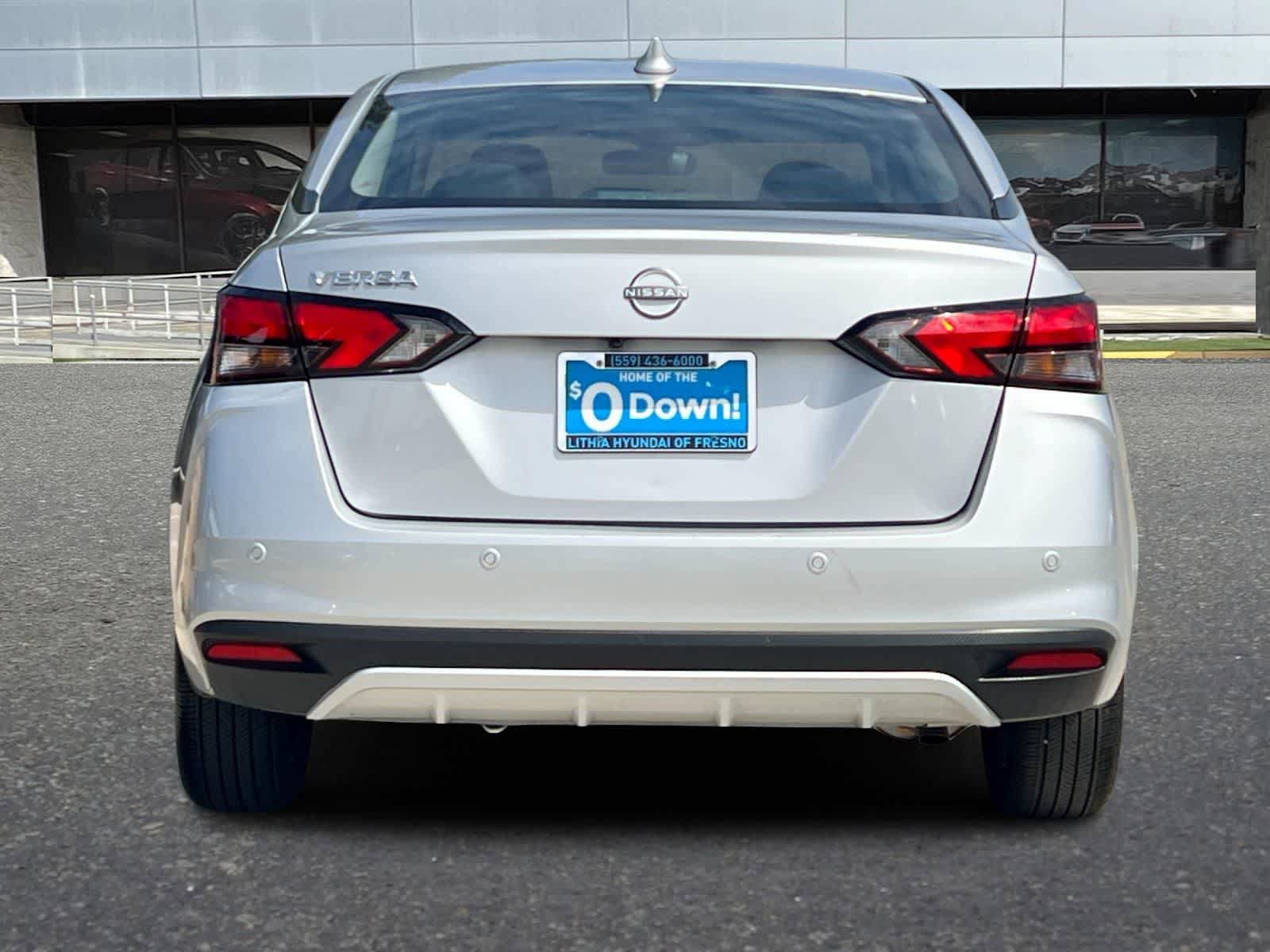 Used 2025 Nissan Versa SV image 8