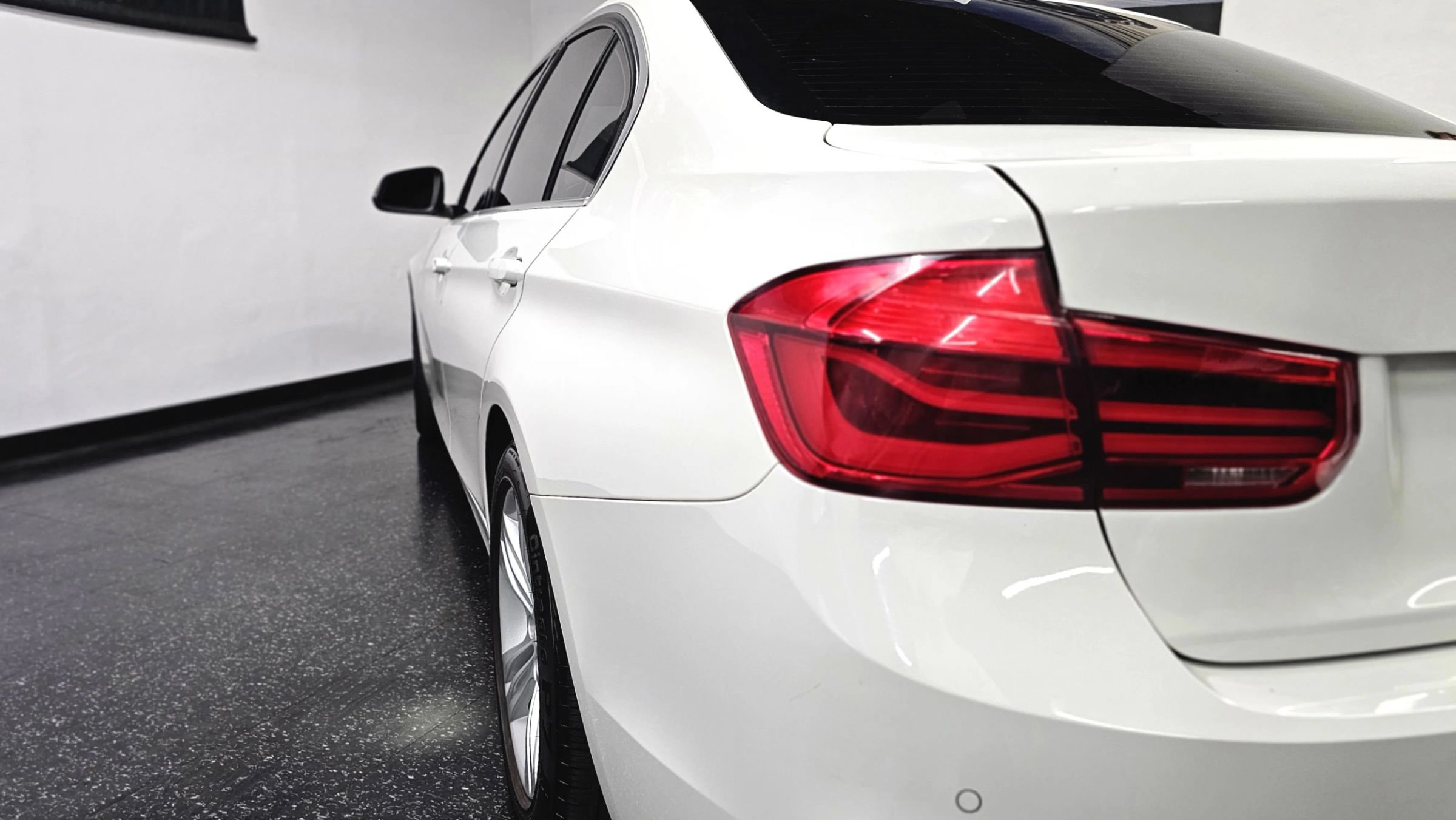 Used 2018 BMW 328d Sedan RWD image 37