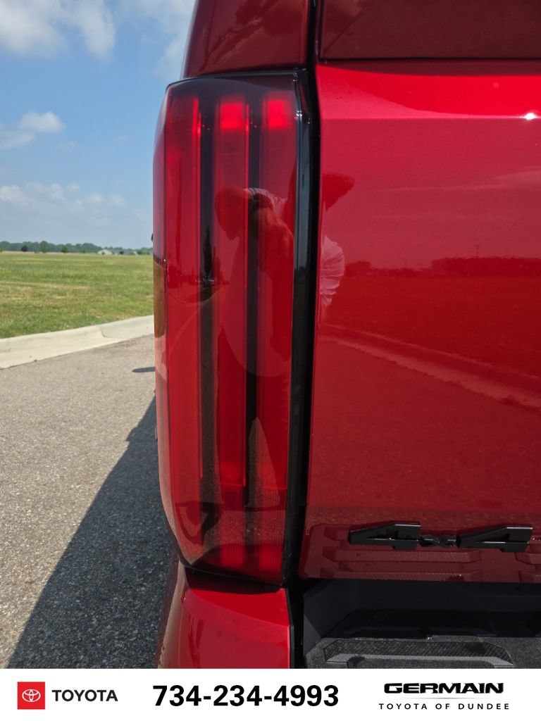 New 2026 Toyota Tundra SR5 AWD/4WD image 18