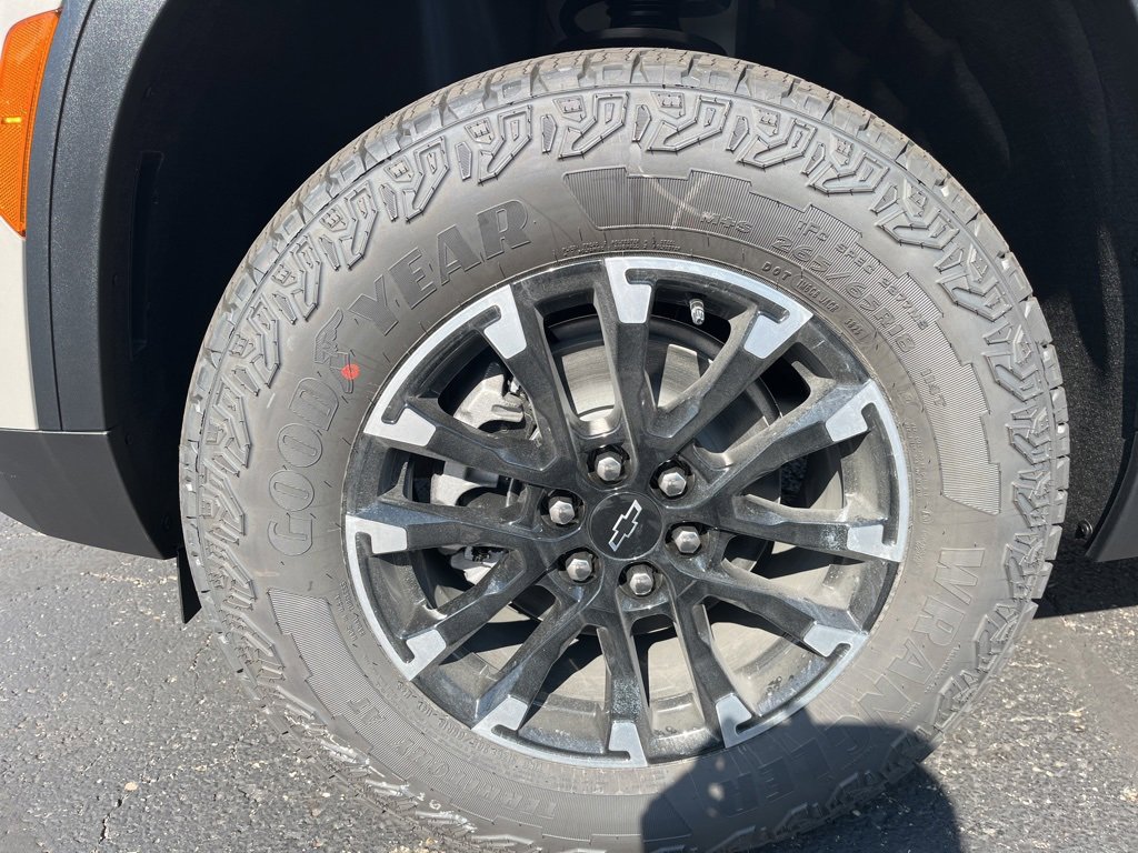 New 2026 Chevrolet Traverse Z71 w/ Driver Confidence Package image 31