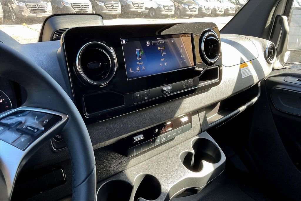 New 2026 Mercedes-Benz Sprinter 2500 image 6