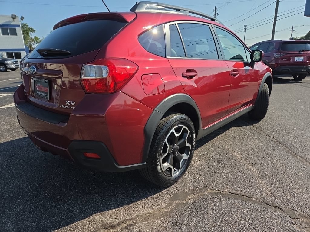 Used 2014 Subaru Crosstrek 2.0i Limited AWD/4WD image 6