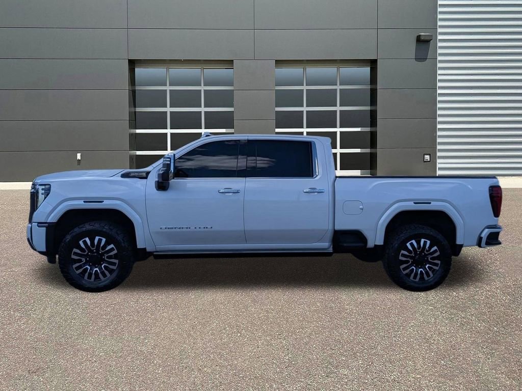Certified 2024 GMC Sierra 2500 Denali Ultimate AWD/4WD image 9