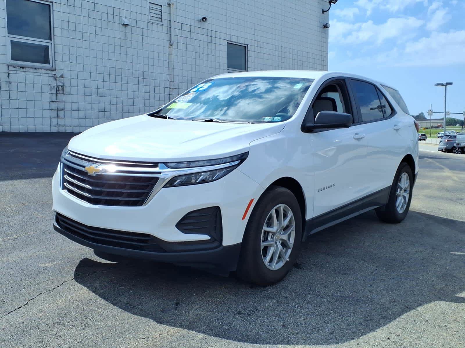 Used 2023 Chevrolet Equinox LS w/ LS Convenience Package