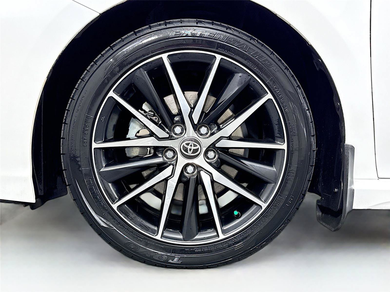 Certified 2024 Toyota Camry SE FWD image 39