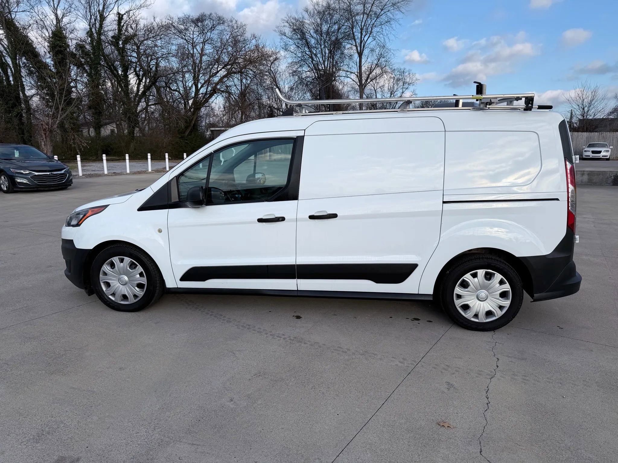 Used 2020 Ford Transit Connect XL image 3