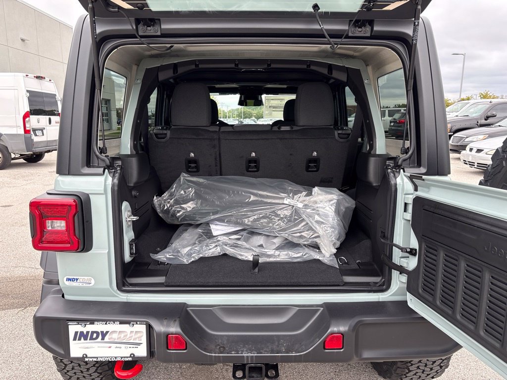 New 2027 Jeep Wrangler Unlimited Rubicon AWD/4WD image 20