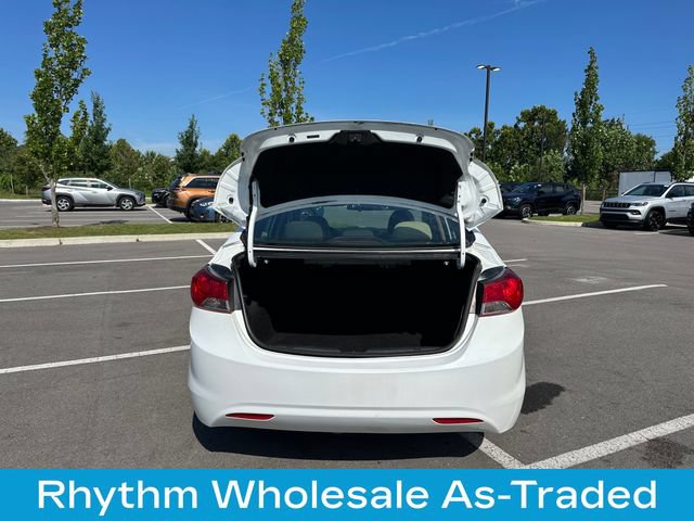 Used 2012 Hyundai Elantra GLS w/ Preferred Pkg 3 FWD image 15