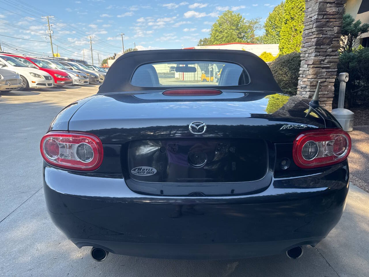 Used 2014 MAZDA MX-5 Miata Sport RWD image 5