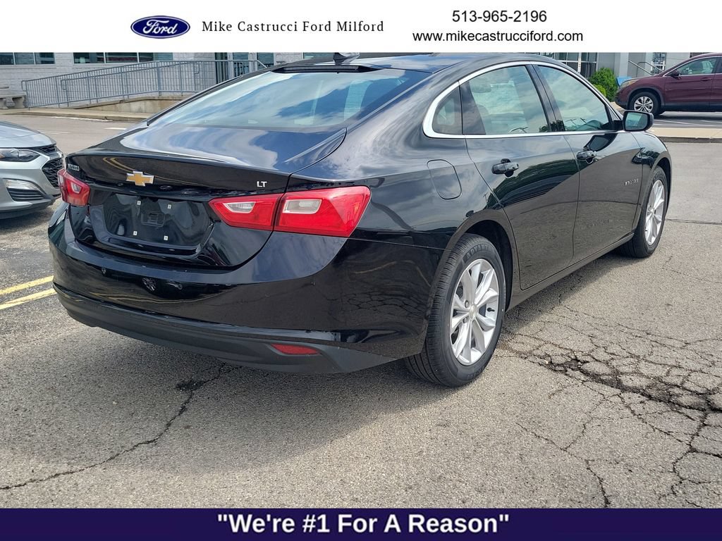 Used 2025 Chevrolet Malibu LT FWD image 5