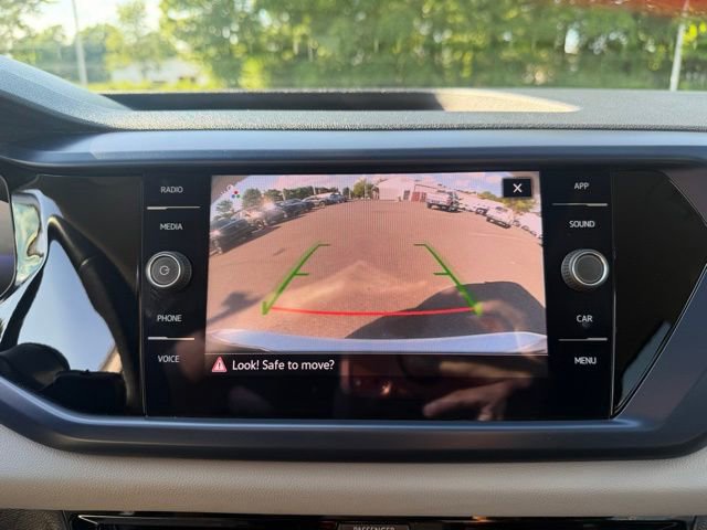 Certified 2023 Volkswagen Taos SE w/ Panoramic Sunroof Package FWD image 24