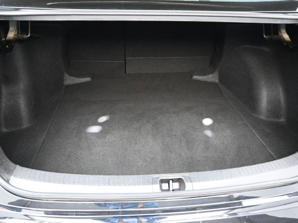 Used 2023 Toyota Corolla LE image 31