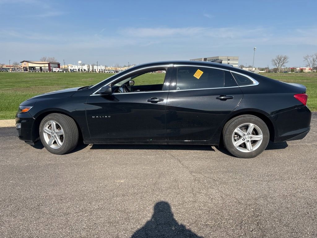 Used 2022 Chevrolet Malibu LS image 5
