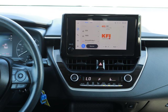 Used 2023 Toyota Corolla LE FWD image 16