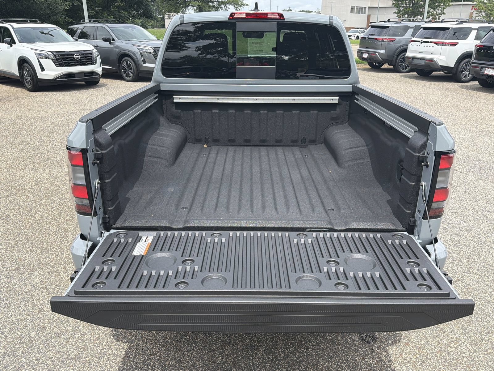 New 2026 Nissan Frontier PRO-4X w/ Pro Premium Package AWD/4WD image 32