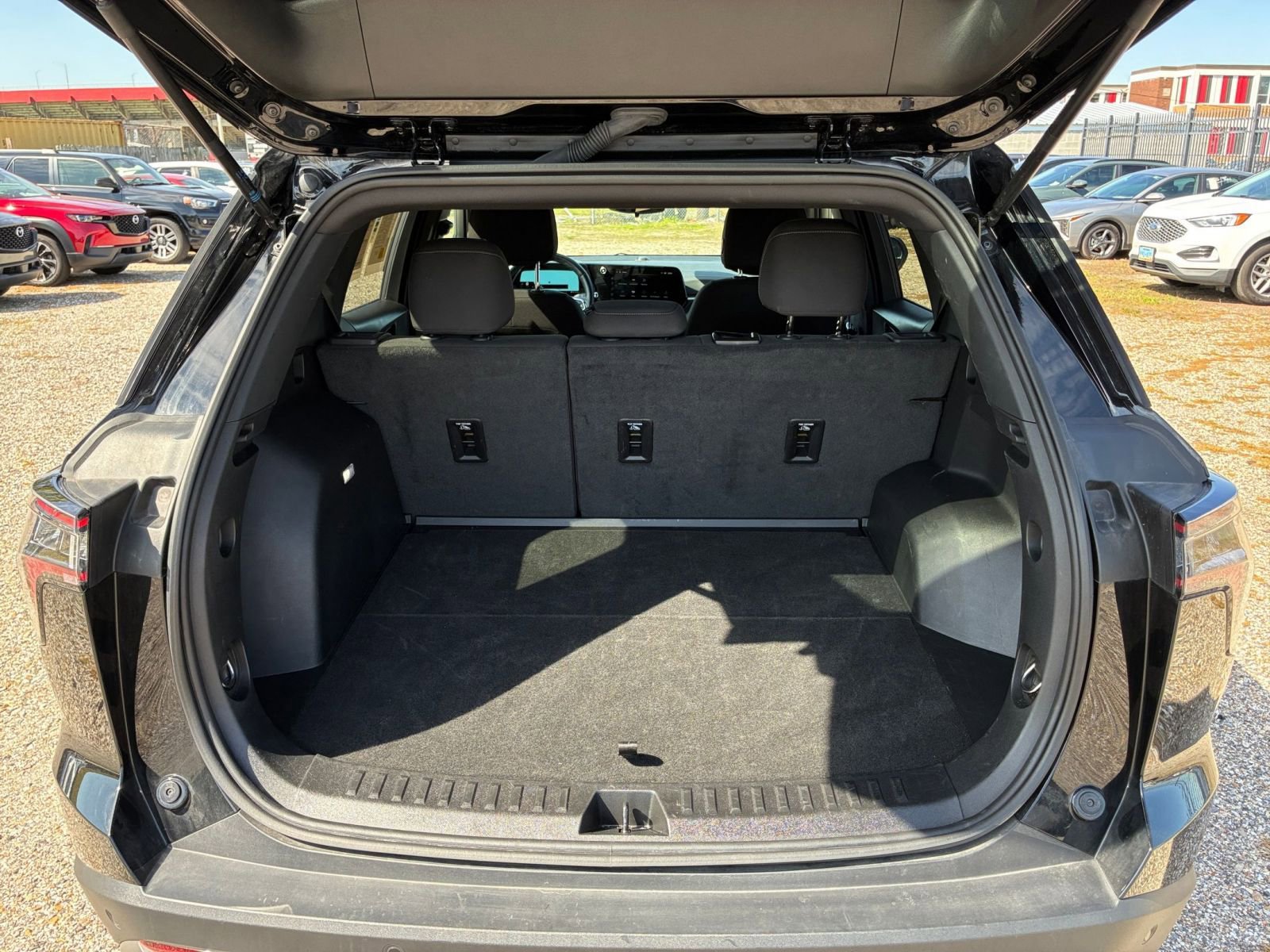 Used 2025 Chevrolet Equinox LT AWD/4WD image 26