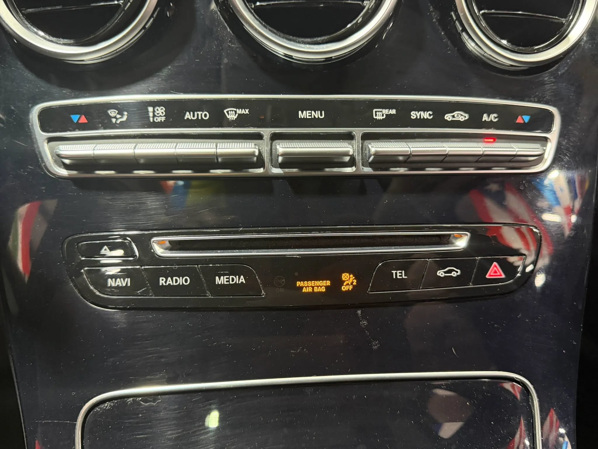 Used 2016 Mercedes-Benz C 300 4MATIC Sedan w/ Multimedia Package image 25